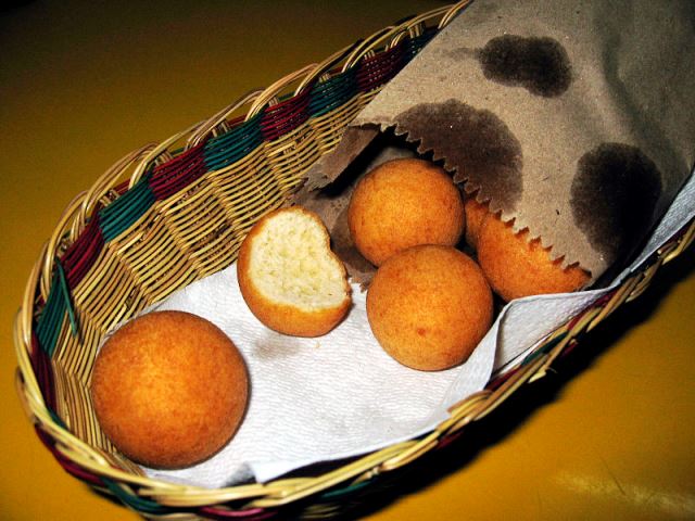 colombian bunuelos